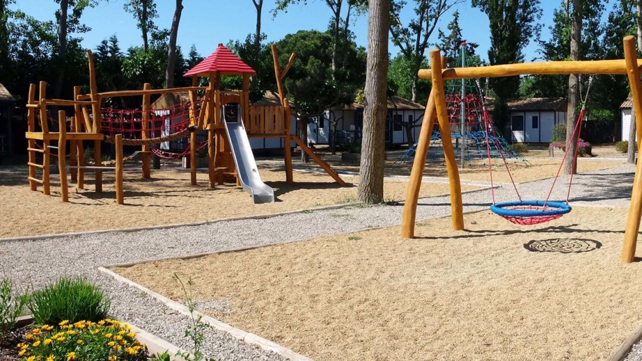 Camping La Dune Виас Екстериор снимка