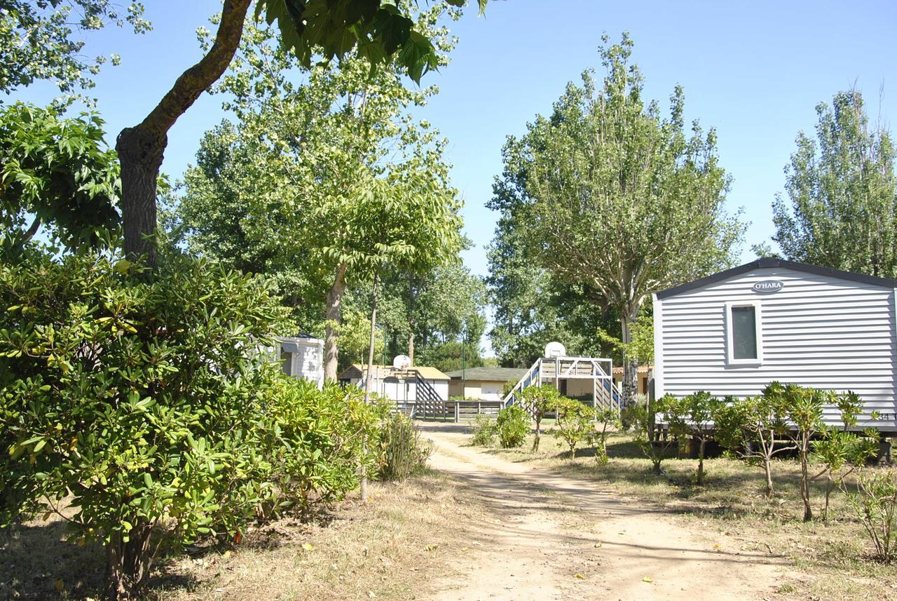 Camping La Dune Виас Екстериор снимка